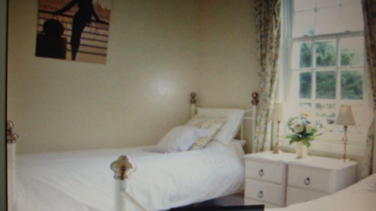 The Glen Villa บัลลาคูลิช ภายนอก รูปภาพ